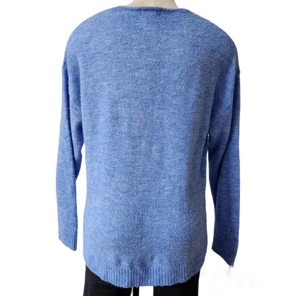 H&M VNeck Blue Light Sweater Size S